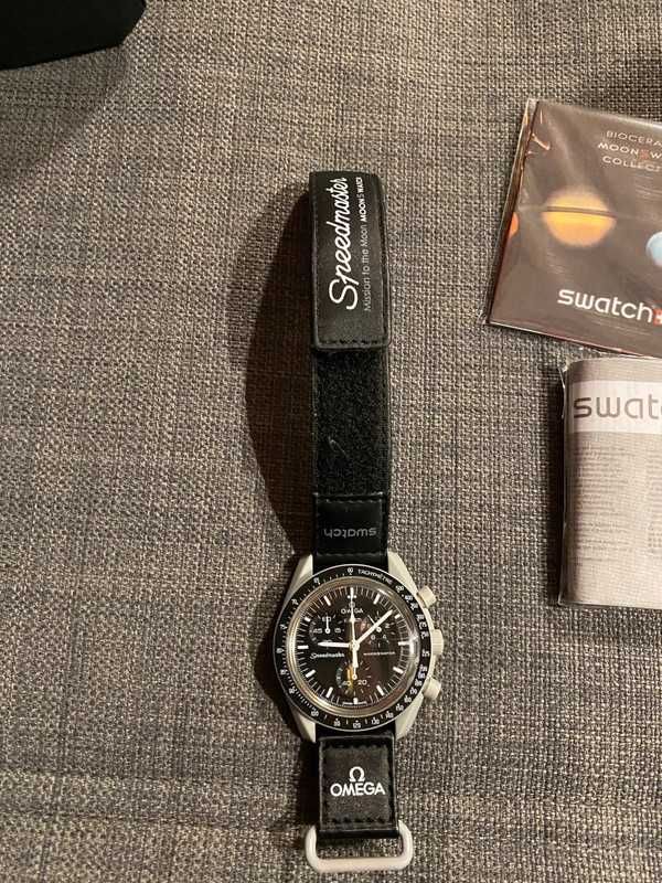 Omega x Swatch Moon SO33M100 - Trwały i modny dla kosmonautów