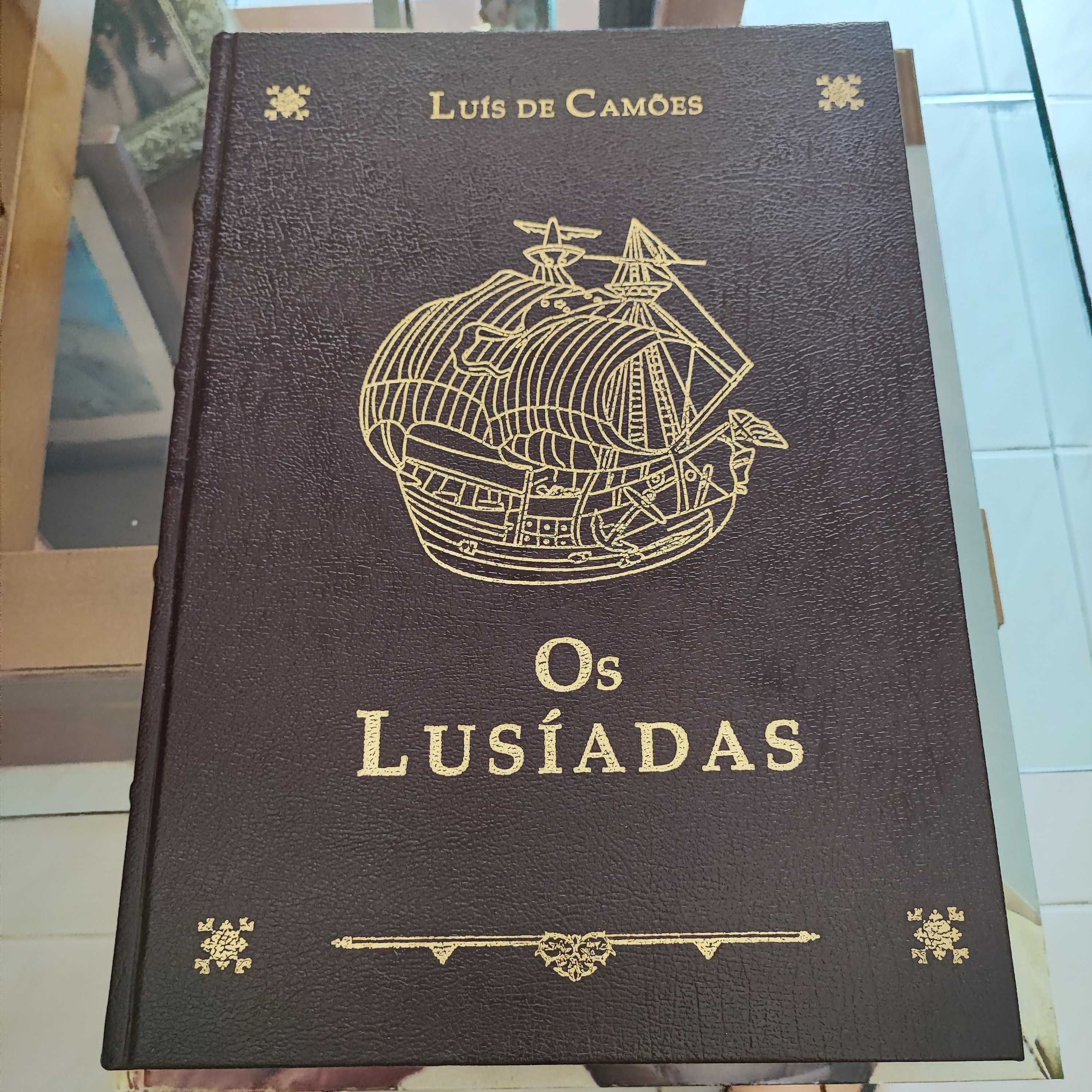 Livro "Os Lusíadas" - edição especial