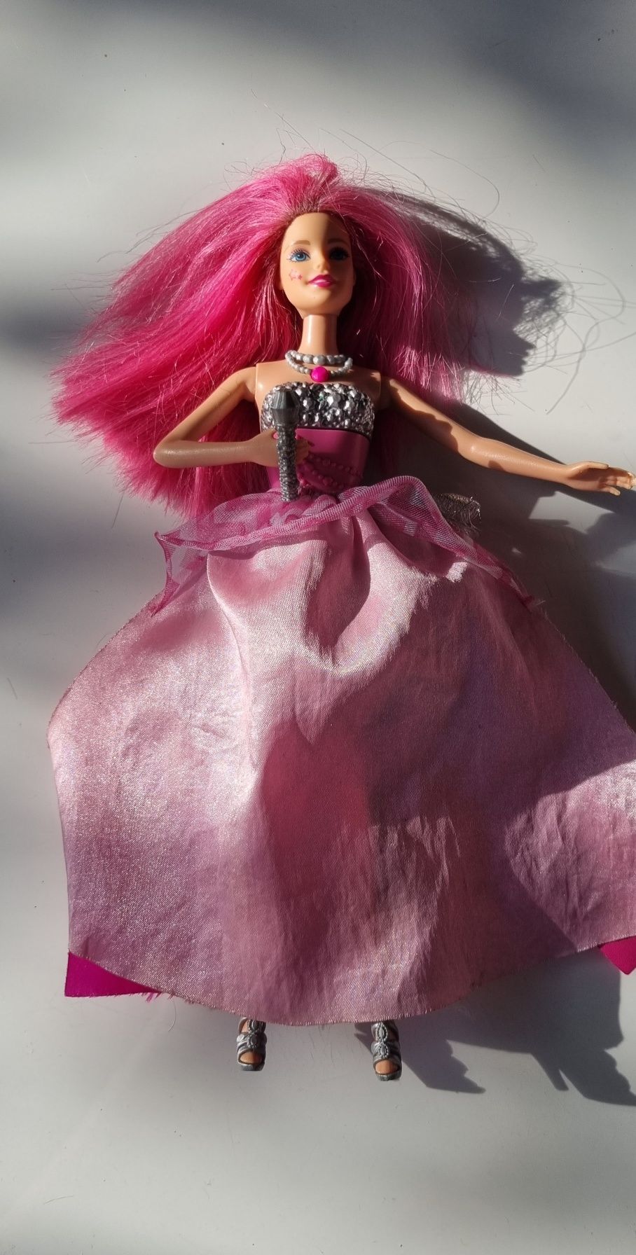 Lalka Barbie piosenkarka