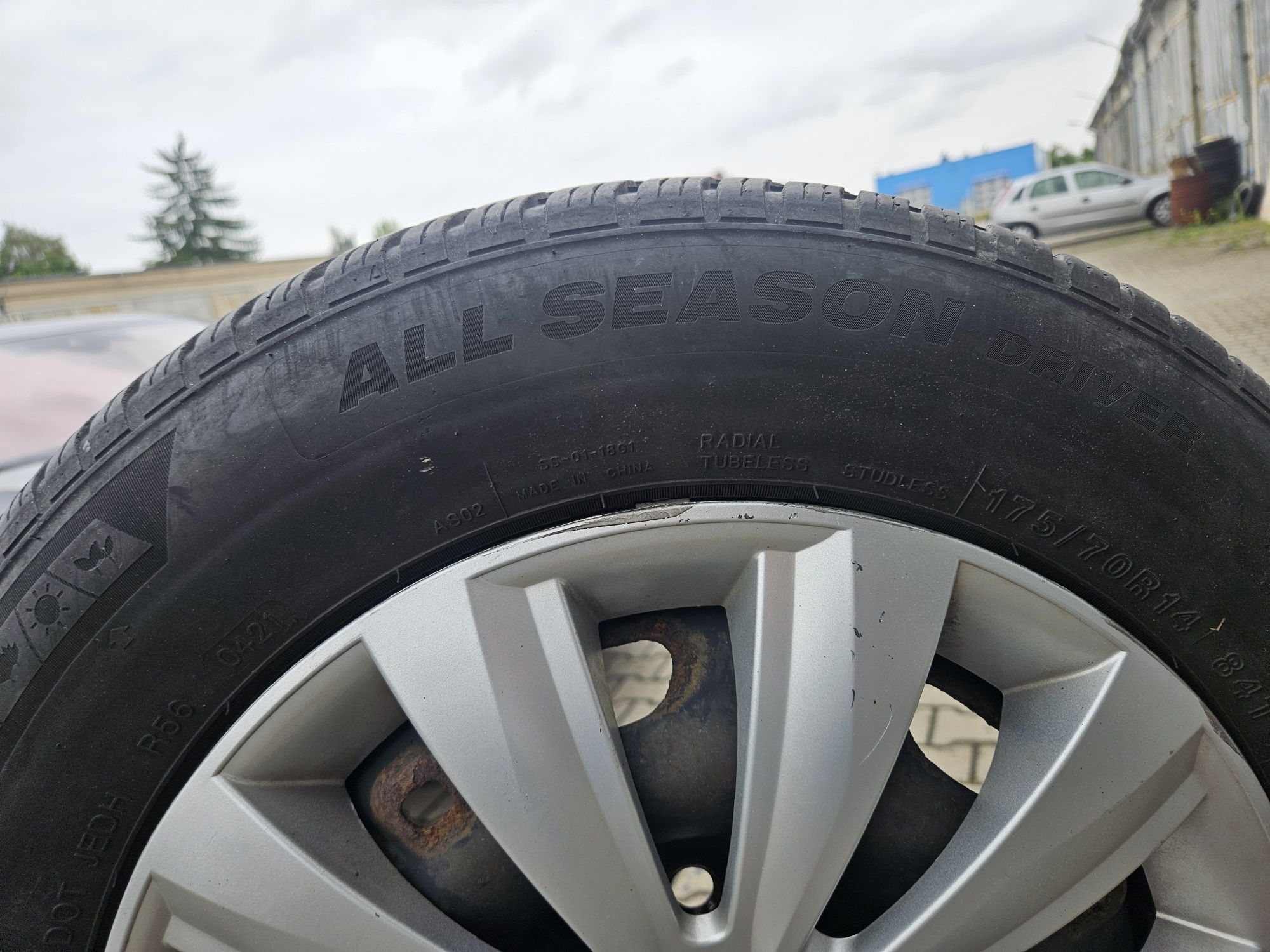 Felgi 14, koła wielosezon Skoda Fabia, Seat Ibiza, Vw Polo,Golf, 5x100