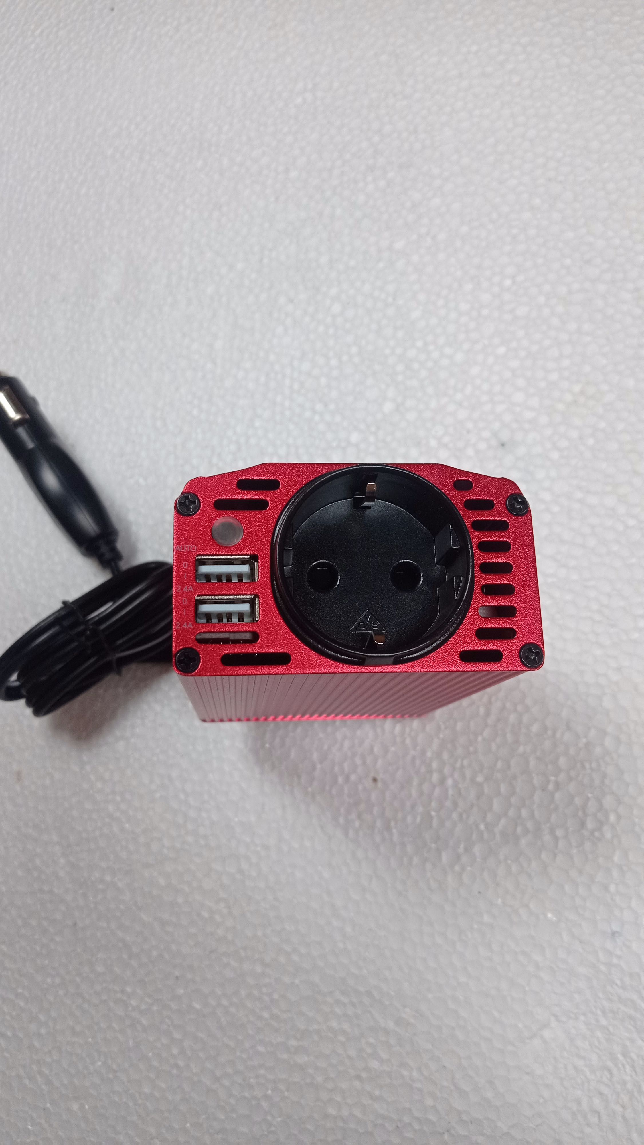 Przetwornica Napięcia 12 V 230 V 300W Falownik BESTEK Konwerter