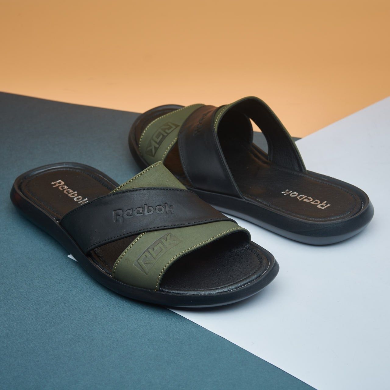 Кожаные тапочки Reebok 39-48