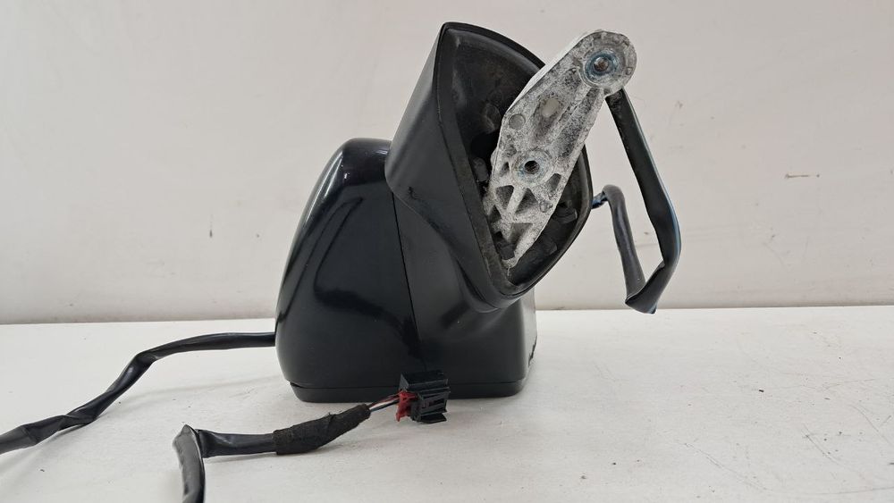 Зеркало левое Volkswagen Passat B8 6pin 2016 E90411065