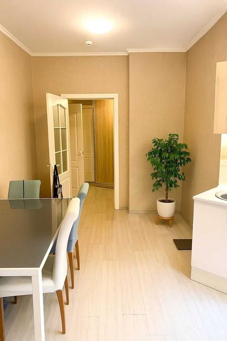 Продаж 1-кімнатної квартири в ансамблі нових ЖК на Саперній Слобідці