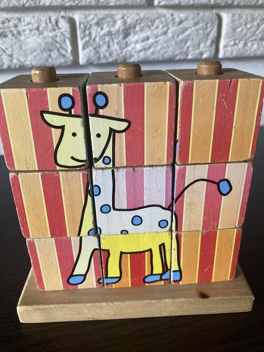 Іграшка деревʼяна, пірамідка, пазли