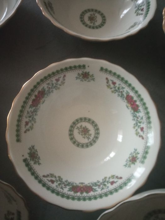Sprzedam 12 konkretnych miseczek porcelanowych
