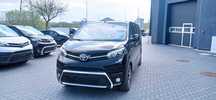 Przewóz osób/Wynajem Busa Toyota Proace Verso Long 2023 - wersja VIP