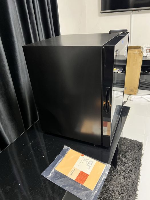 Винний холодильник з Німеччини Klarstein Shiraz 16 Uno 42 л 10045878