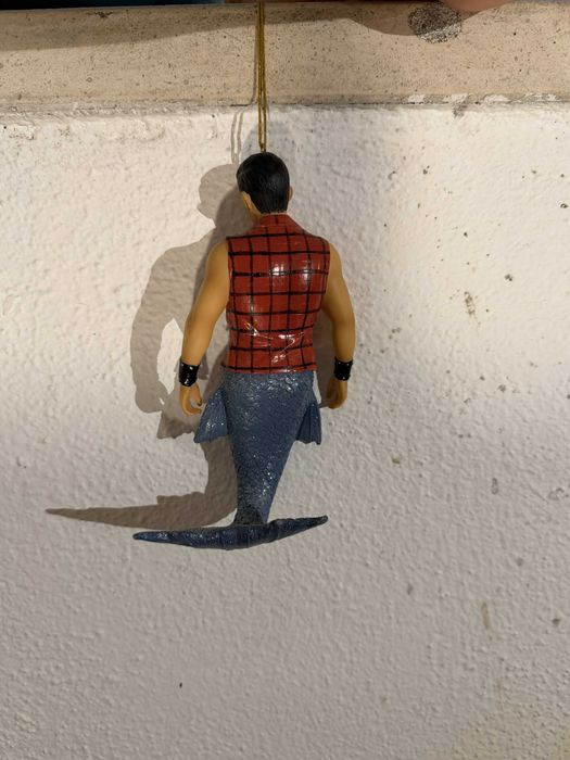 Enfeite sereio merman em porcelana com glitter – vários