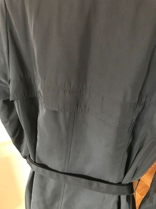 Trench coat C&A azul marinho