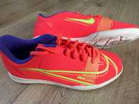 Buty Nike Mercurial halówki 37,5