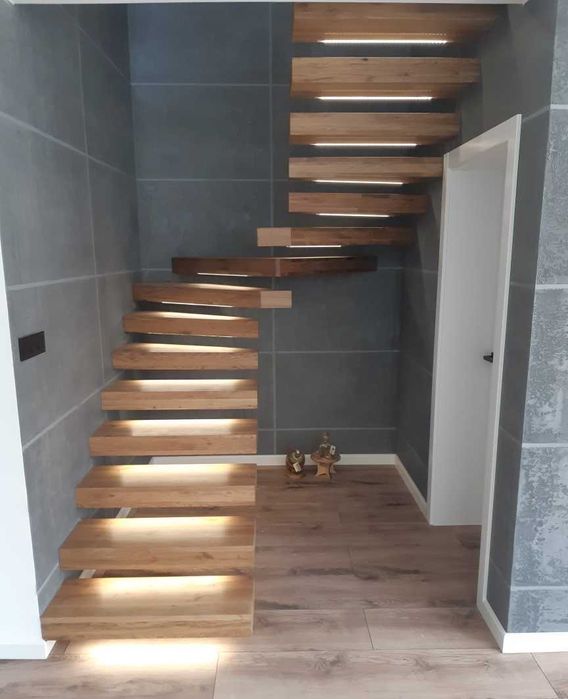 Nowoczesne schody półkowe, wspornikowe nowoczesny design