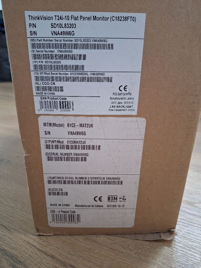 Lenovo Thinkvision t24i-10 flat panel monitor