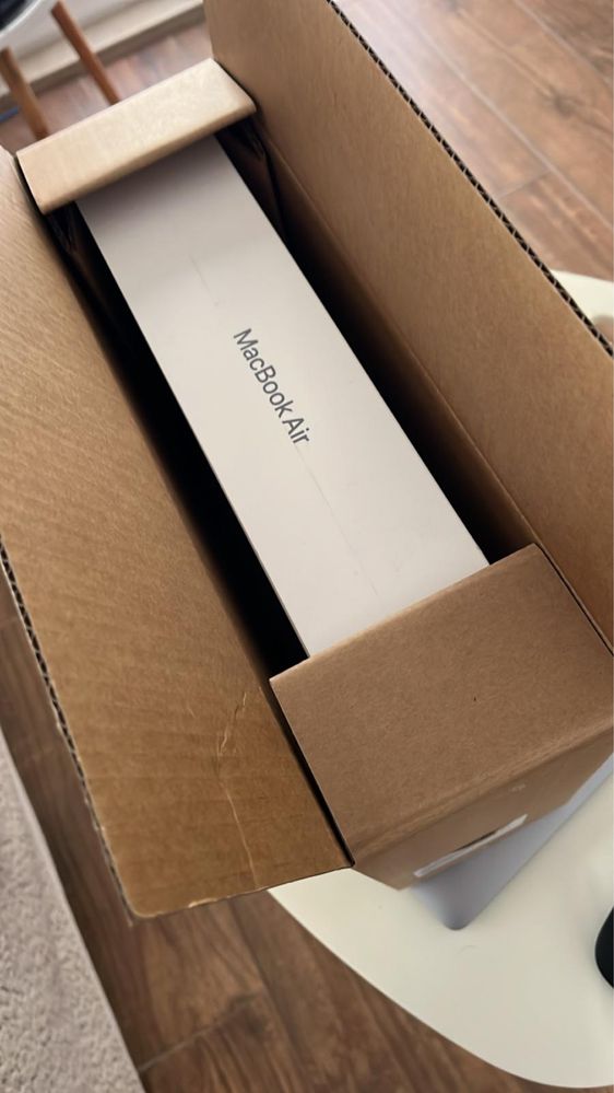 Apple MacBook Air M1 novo