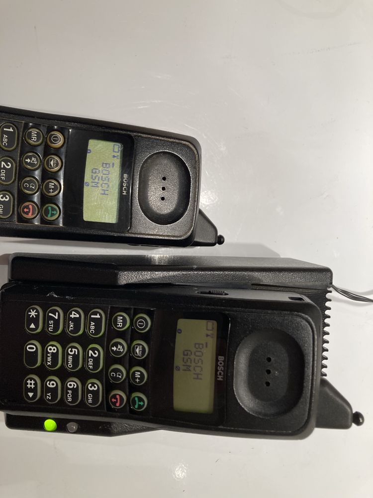 2 x telefon komórkowy Bosch Cartel SC2G2