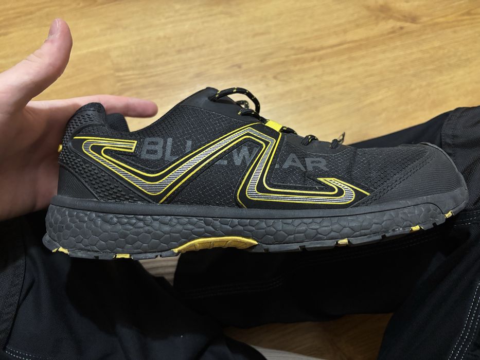 Buty z metalowym noskiem Bluewear R.43