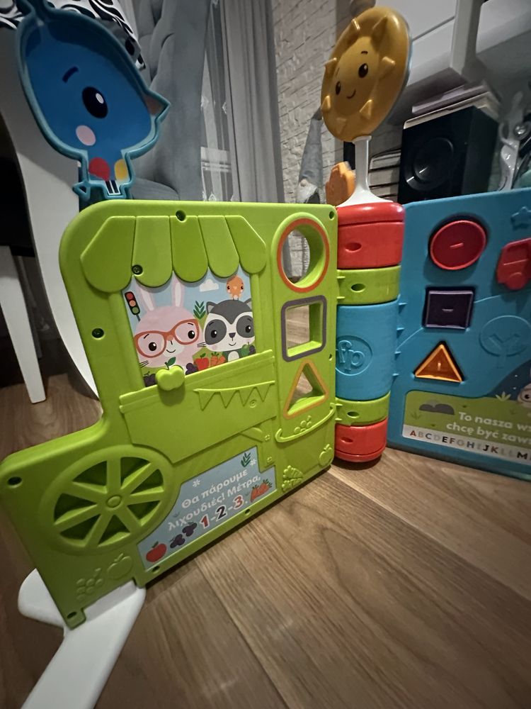 Edukacyjna Gigaksiążka Fisher Price wiek 6msc