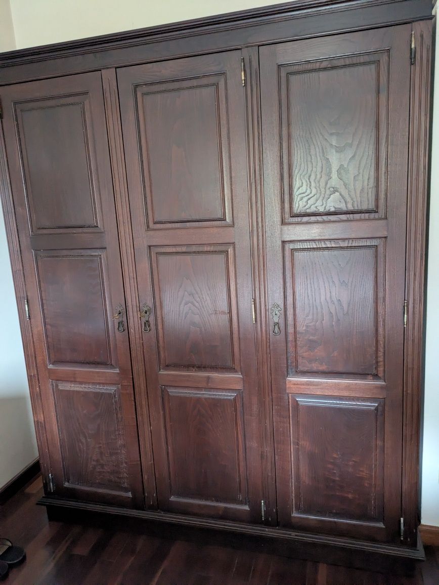 Conjunto de mobiliário para quarto