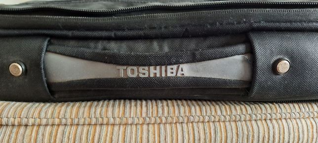 Mala PC Toshiba até 21" + documentos