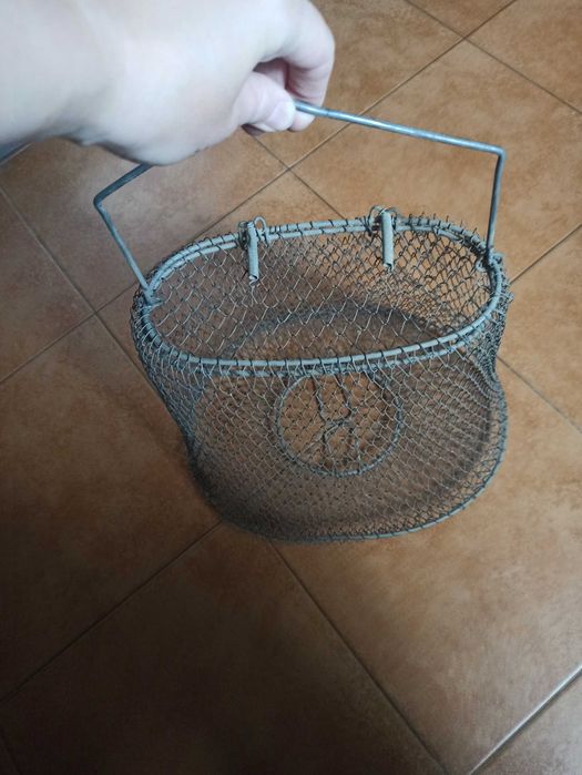 Сітка на рибу металева стара