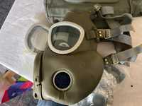Mascara de gaz militar em excelentes condições