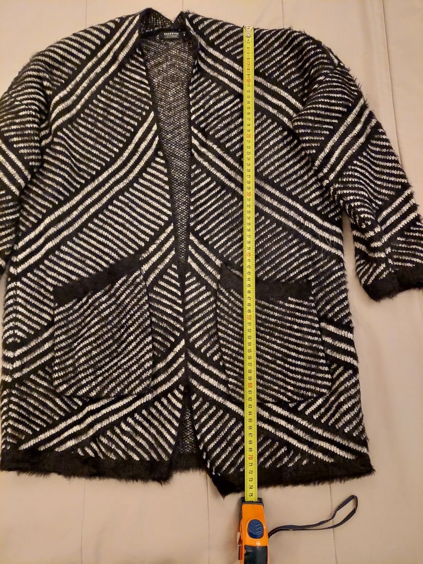 Damski sweter marki Reserved