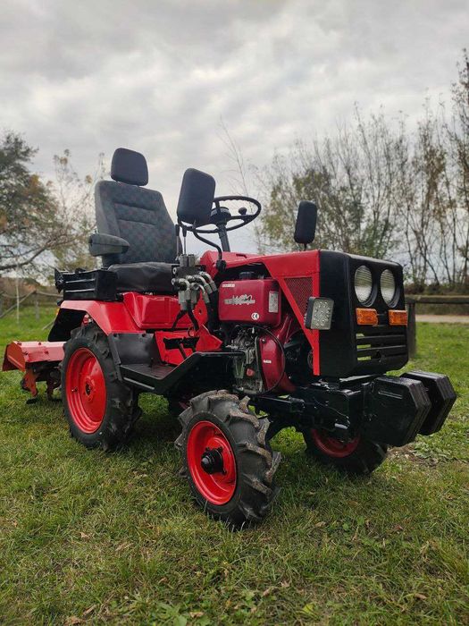 Мінітрактор трактор ХТЗ Т012