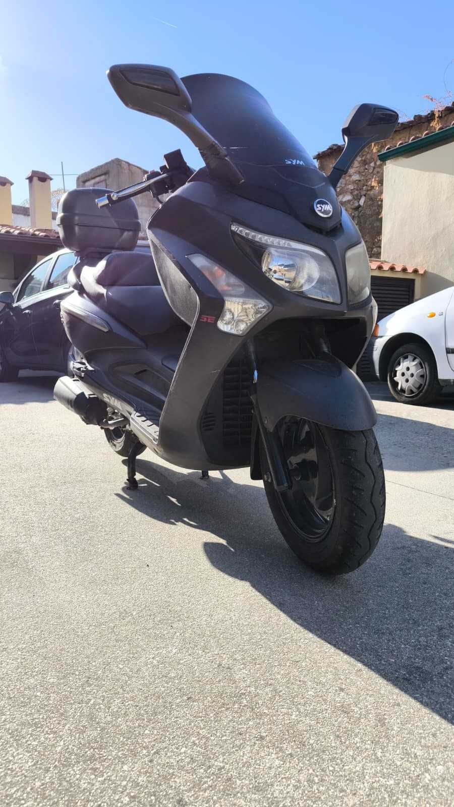 Scooter Sym 125 gts