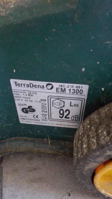 Corta relva electrico TerraDena de 1.3KW