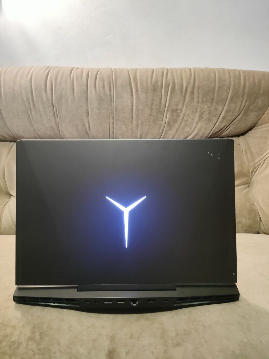 Lenovo Legion Y545  i7-9750H | gtx 1660ti 6gb | 32gb DDR4 | 144Ghz IPS