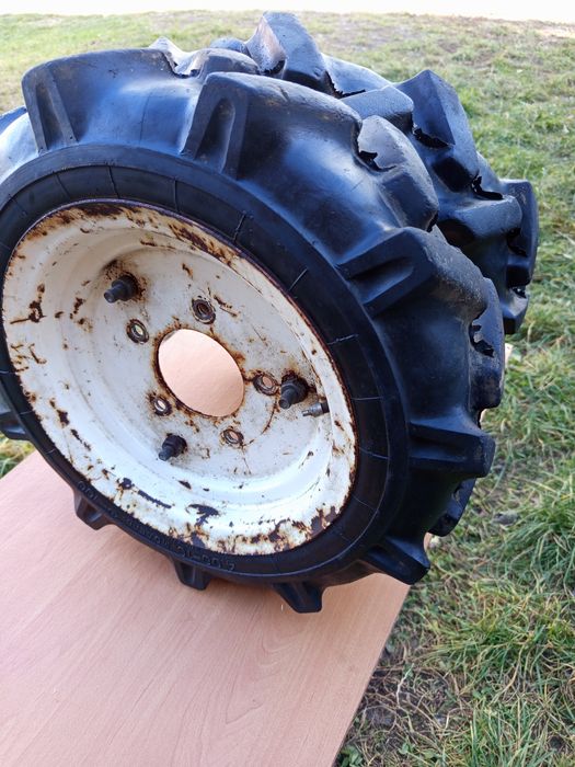 Колеса резинові ялинка 4*10 мотоблок мотокультиватор культиватор фреза