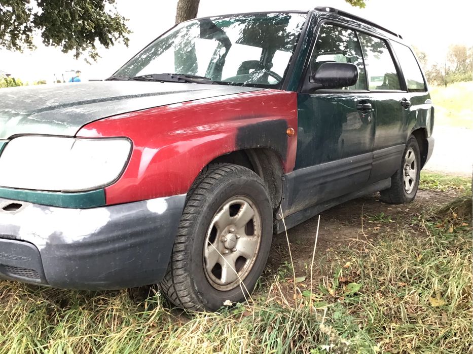 Subaru Forester 2.0i 125KM benzyna 2000r  Samochód na chodzie!