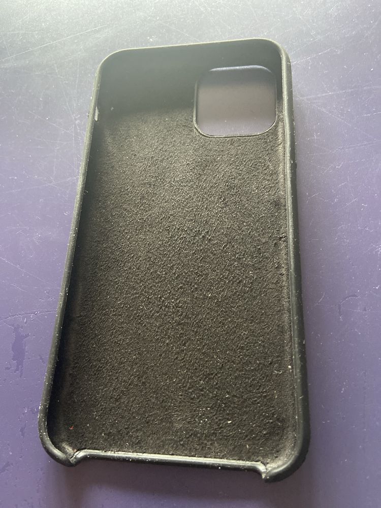 Nowe, nieuzywane etui iPhone 11 Pro