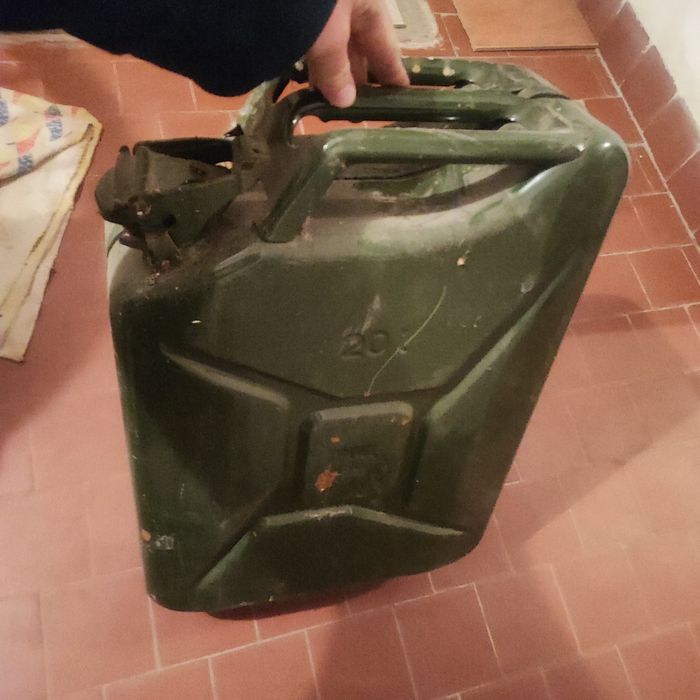 Kanister 20 l PRL orginalna papierowa metka!!!