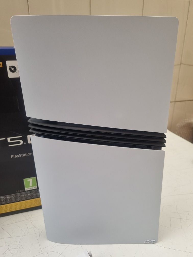 Retomo Ps4/Ps5 + acerto - Ps5 Pro 2Tb Garantia até 2028 + 2 comandos