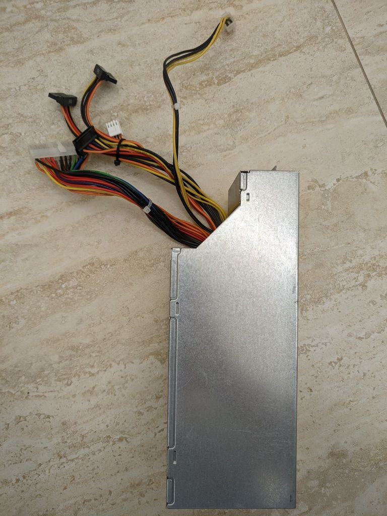 Блок живлення FUJITSU NPS-250MB A 250 W