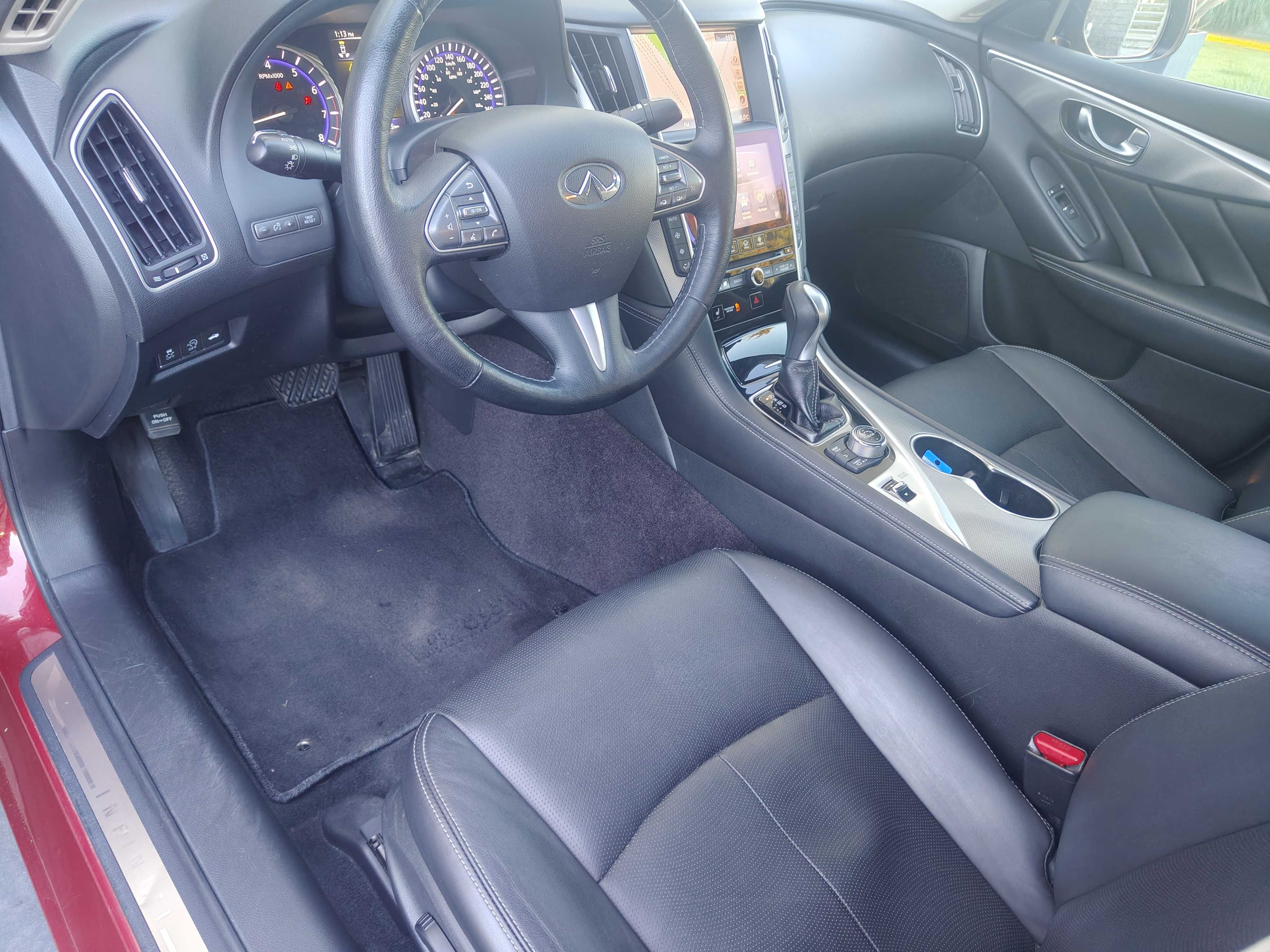 Infiniti Q50 2.0 61 tys.km max wyposażenie AWD