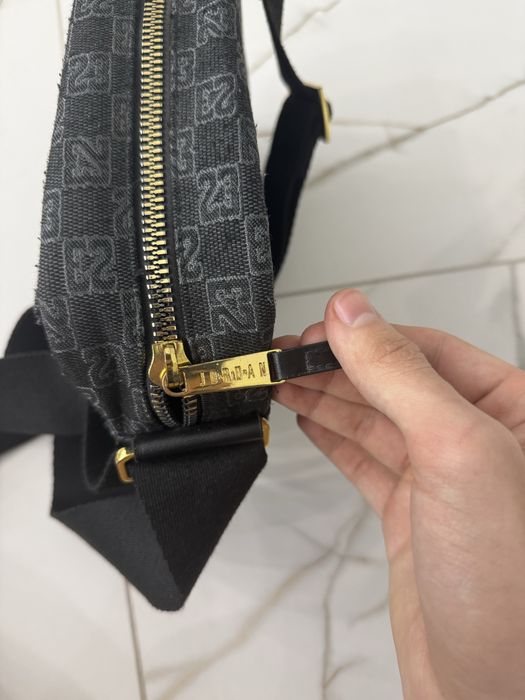 Сумка через плече Jordan