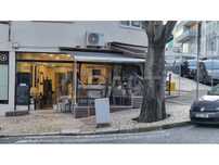 Trespasse de Pastelaria/Snack Bar em Alcântara Lisboa