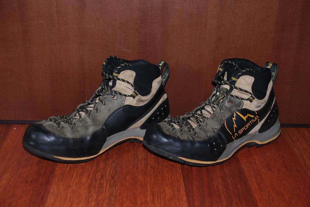 Buty La Sportiva Boulder X Mid, rozm. 42