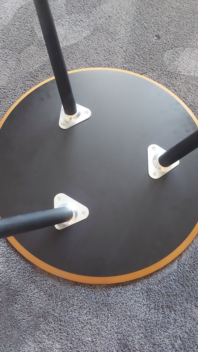 Stolik okrągły Boconcept