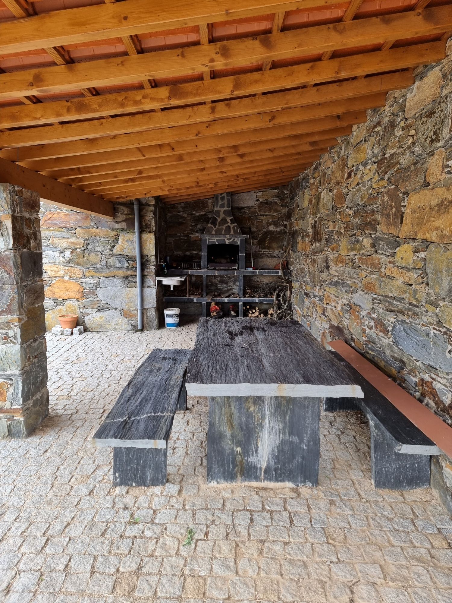 Venda de Moradia para Restaurar +Terreno 760m2 Castelo Branco