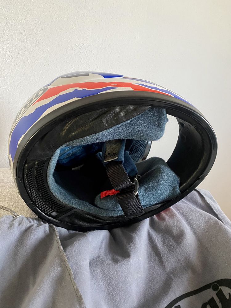 Capacete ARAI modelo Doohan de coleção