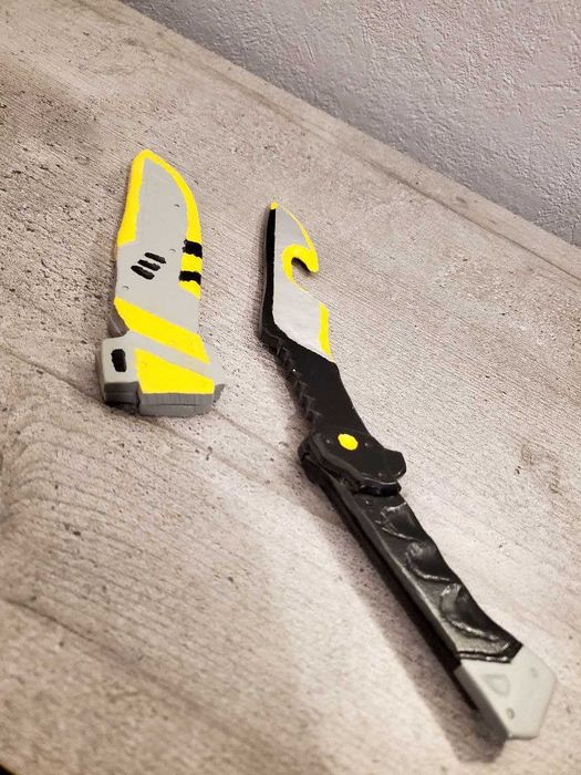 Фігурка ножа реліквії з гри "APEX legends"