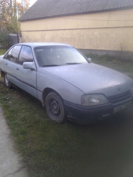Опель омега А,1.8 газ/бензин