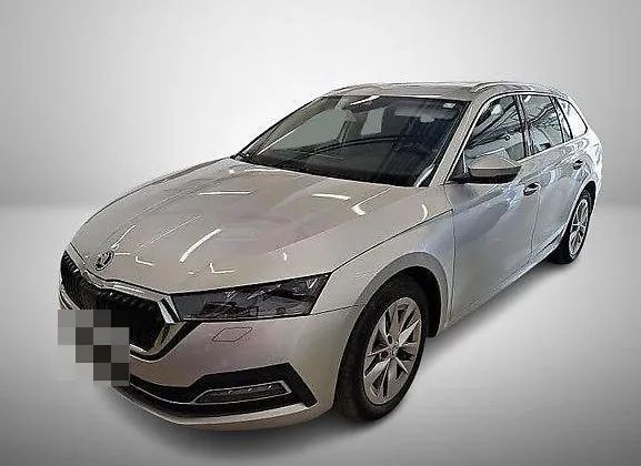 Skoda Octavia Bezwypadkowy 2023