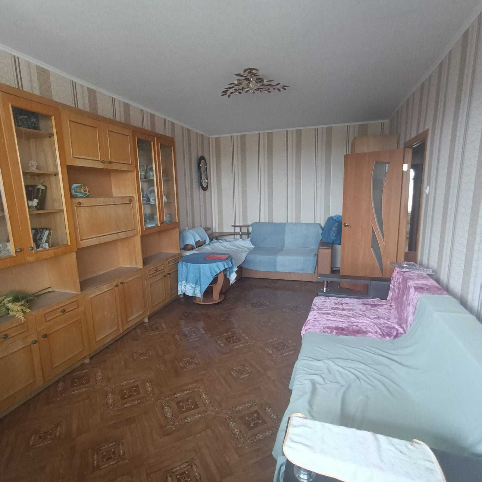 Продаем хорошую 2к.кв в Чугуеве по ул. Гагарина