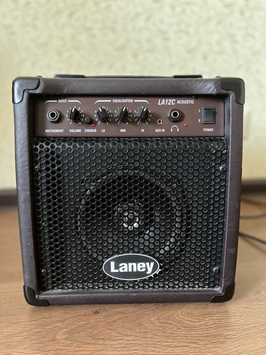 Комбопідсилювач Laney LA12C