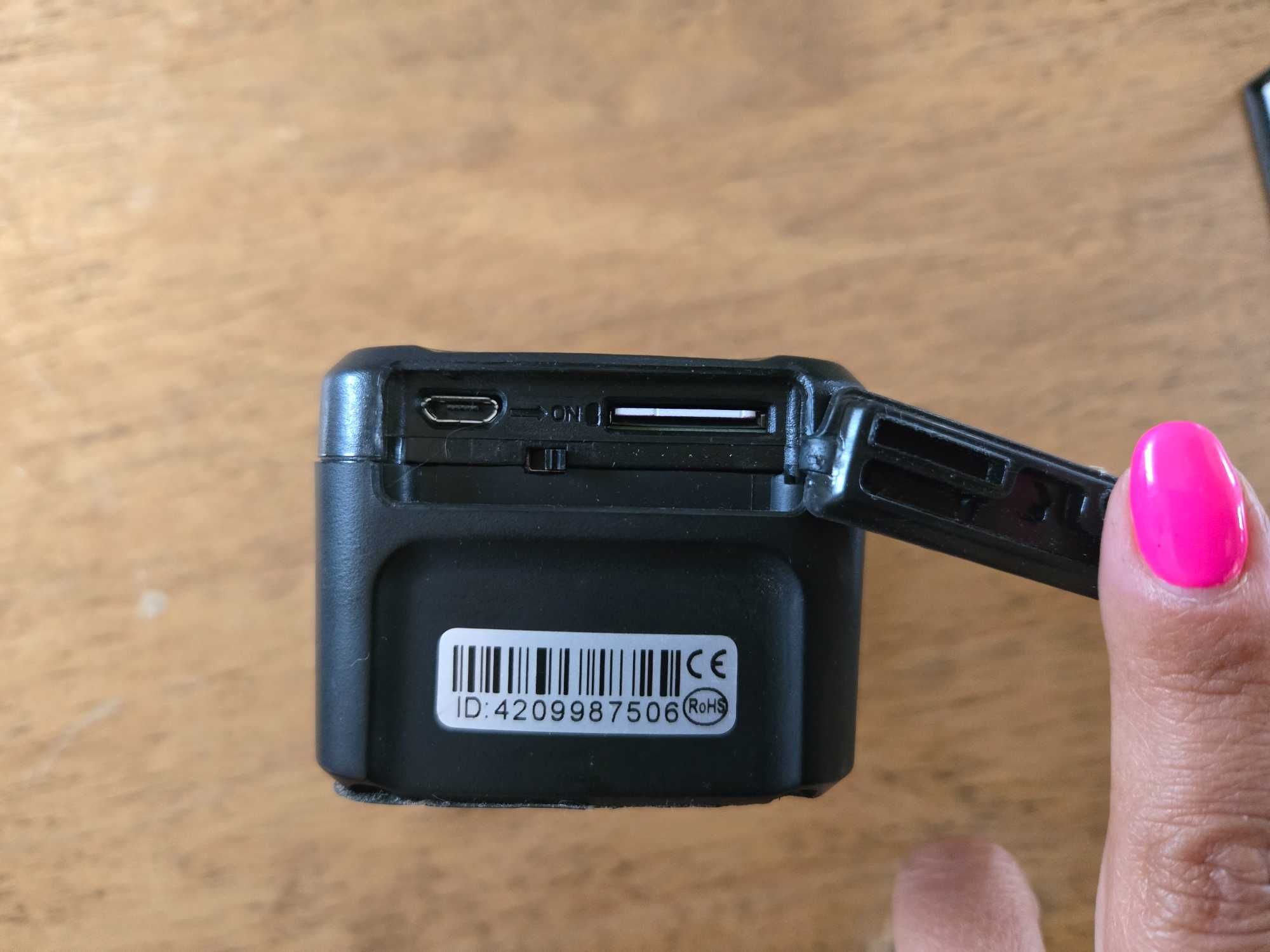 Lokalizator GPS tracker AZ20000-4G/LTE + karta PLAY
