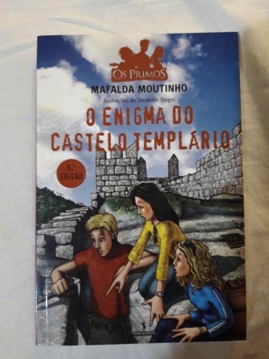 "O enigma do castelo templário" de Mafalda Moutinho